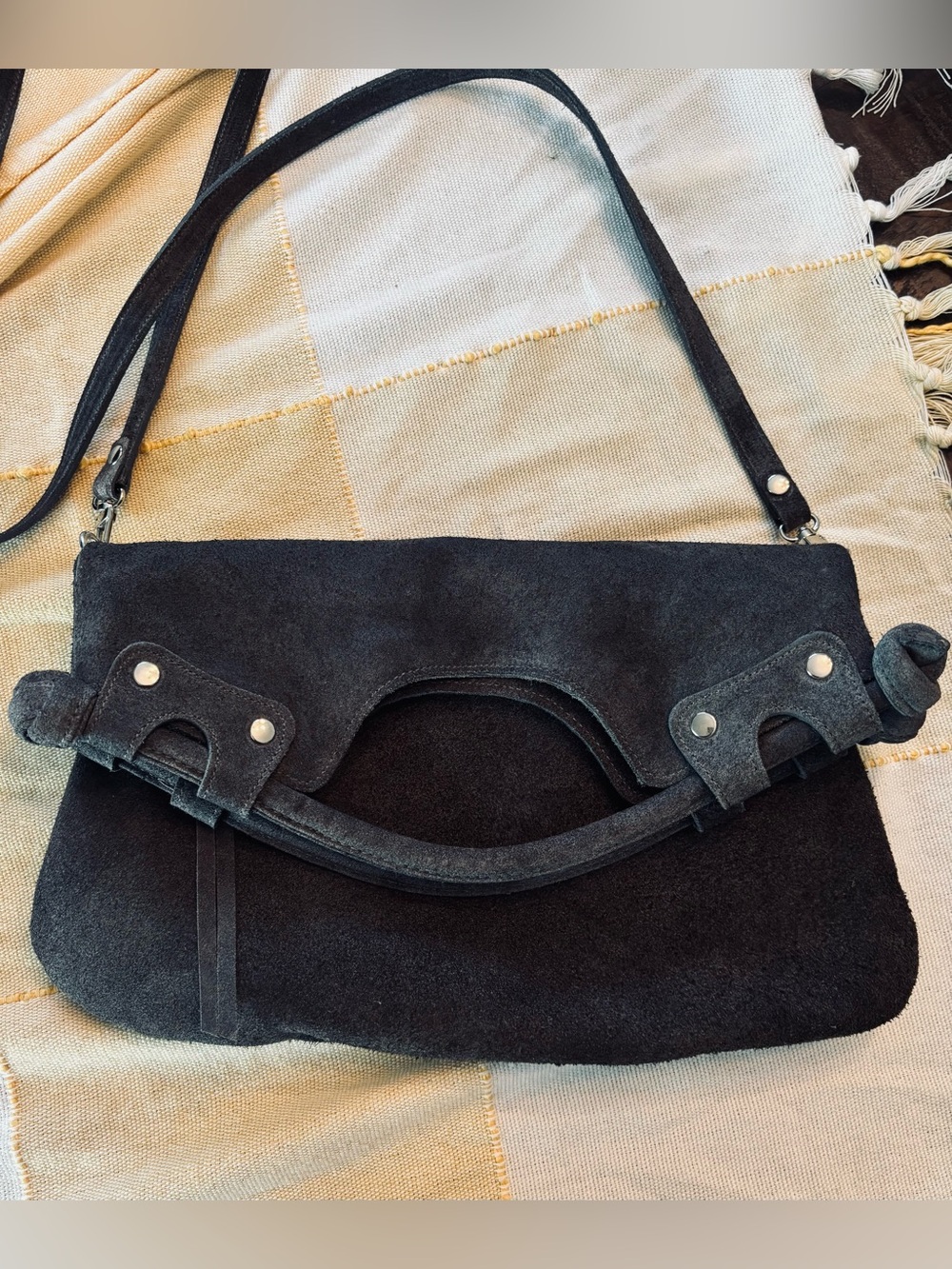 Luciana Verde Italian Suede Fold-over Crossbody Bag Charcoal Gray Boho ✨EUC✨ - Picture 2 of 8